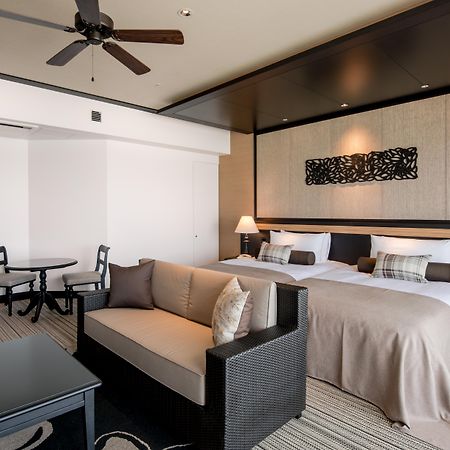 Hotel Monterey Okinawa Spa & Resort Onna Luaran gambar Deluxe Ocean View Room