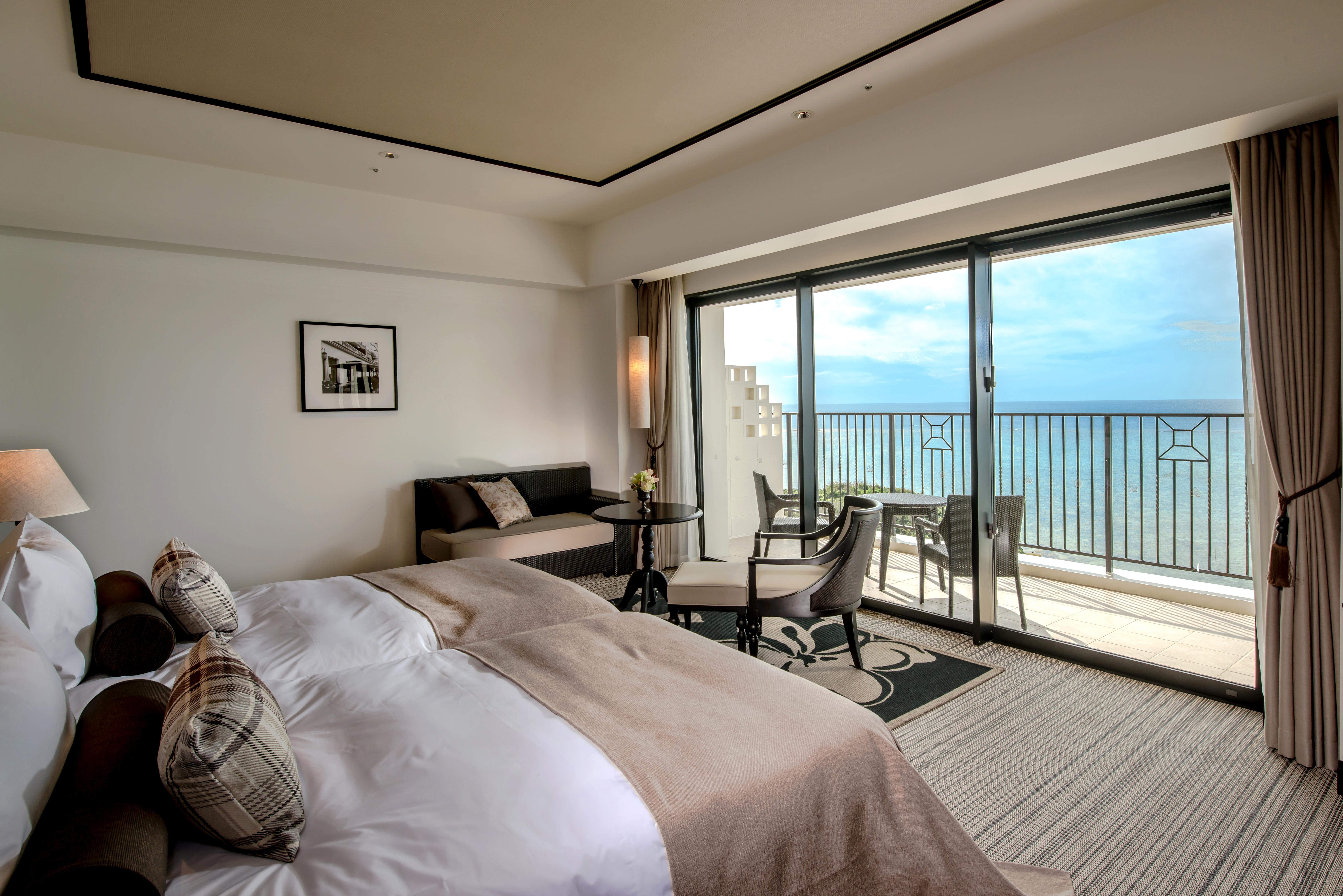 Hotel Monterey Okinawa Spa & Resort Onna Luaran gambar Deluxe Ocean View Room
